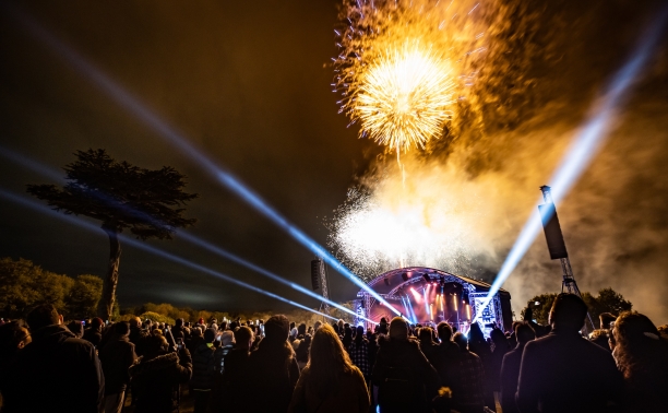 Cassiobury fireworks © extreme production group